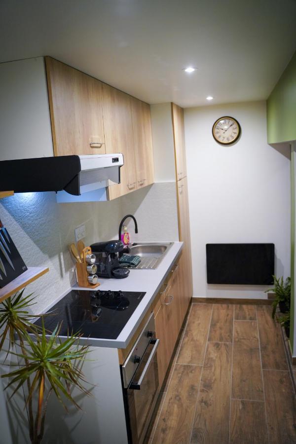 Nuit De La Sagesse "Jacuzzi Terrasse Et Parking Prive" Apartment Rouen Exterior foto