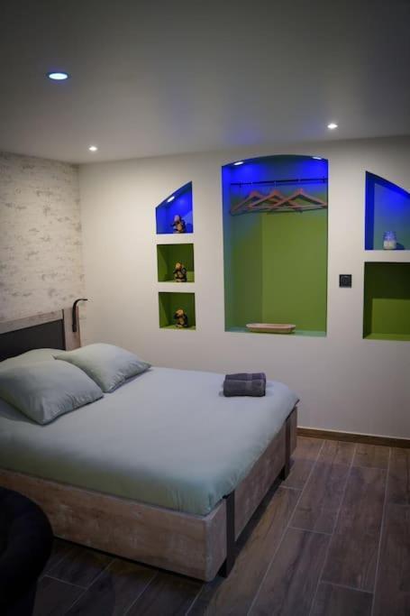 Nuit De La Sagesse "Jacuzzi Terrasse Et Parking Prive" Apartment Rouen Exterior foto
